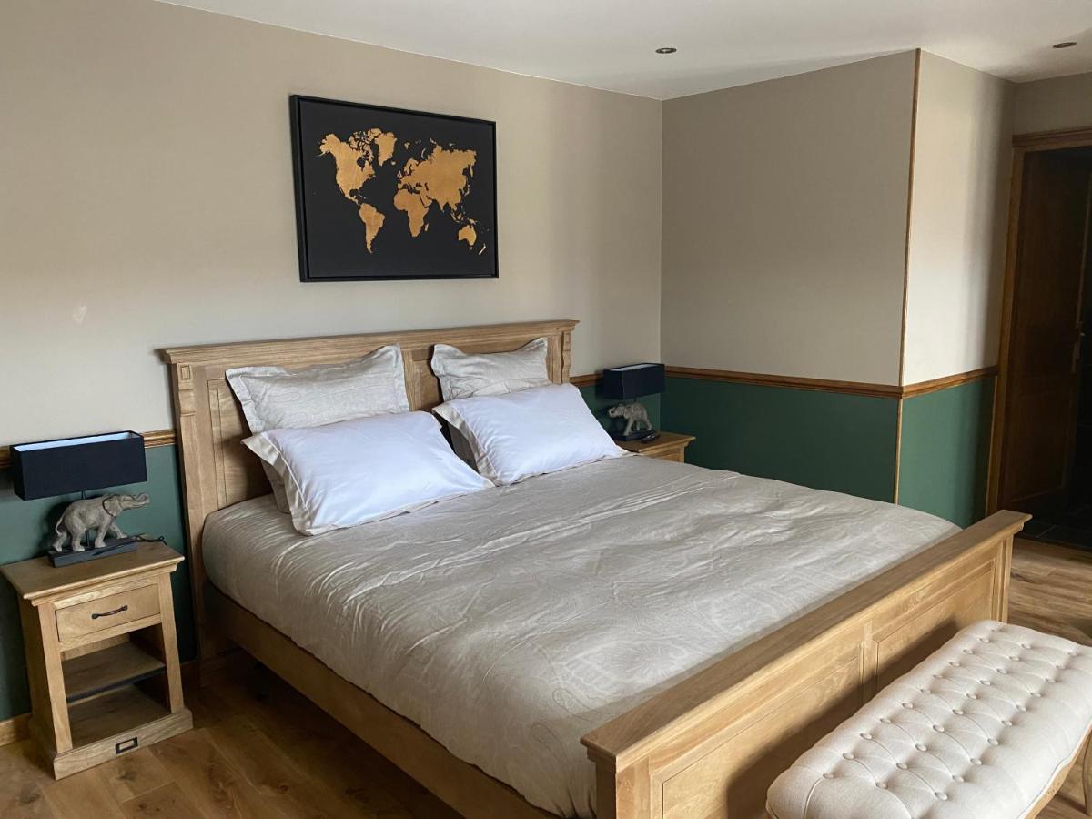La Maison Du Caillou Bed & Breakfast Pontarme Bagian luar foto